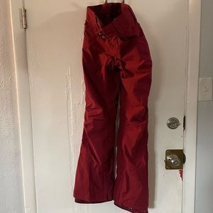 Aperture ski pants Maroon